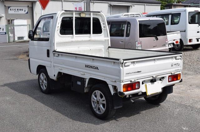 Honda Acty Truck SDX - White 660CC 4WD - 1991 (68k KM)