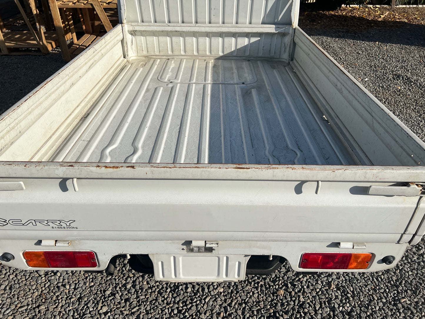 Suzuki Carry Kei Truck White 660CC 2WD - 1996 (16k KM)